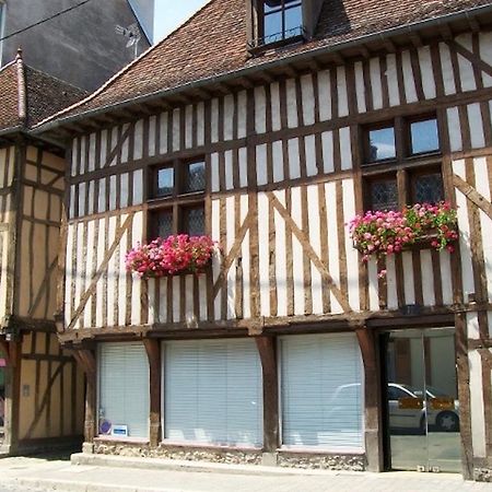 Le Clos Saint Nizier Troyes - Cathedrale- Parking - Wifi Luaran gambar