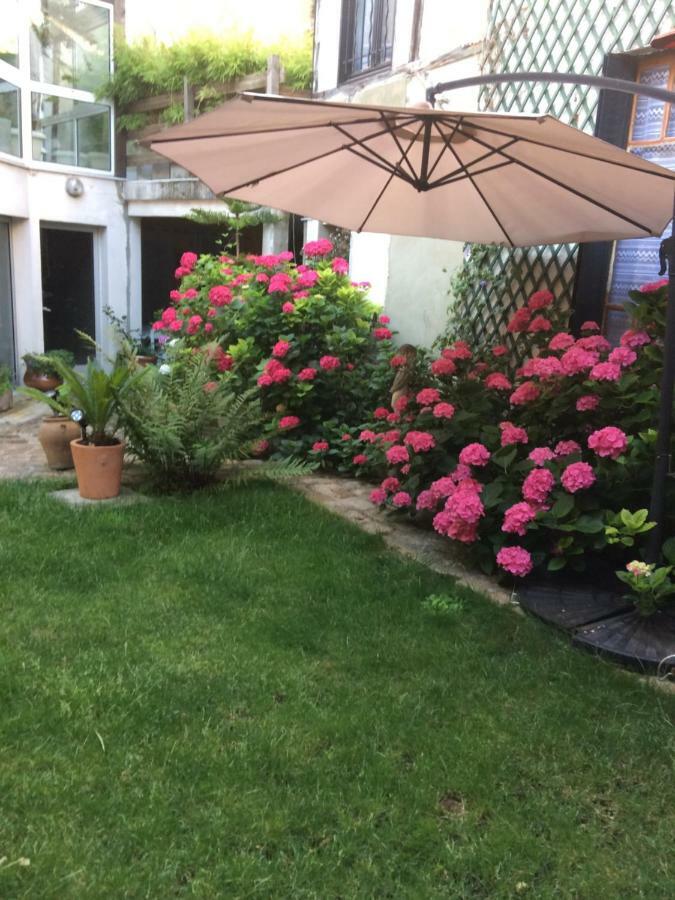 Le Clos Saint Nizier Troyes - Cathedrale- Parking - Wifi Luaran gambar